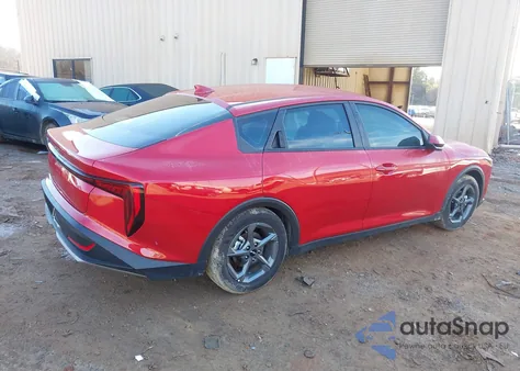 2025 Kia K4 Lxs z USA, uszkodzony, nr VIN 3KPFT4DEXSE168740